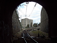 Boca del tunel de salida hacia Cotos en la estacin de Puerto de Navacerrada. - 2010 - Puerto de Navacerrada (Madrid)